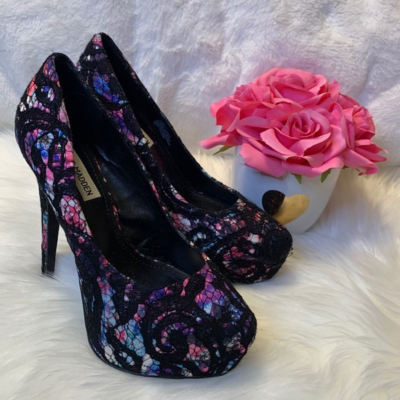 Steve Madden Jezebel Black Multi Lace Pump - Picture 6 of 14